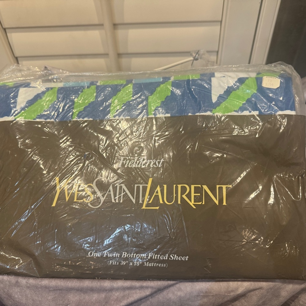 Yves Saint Laurent Twin Fitted Sheet by field crest NEW